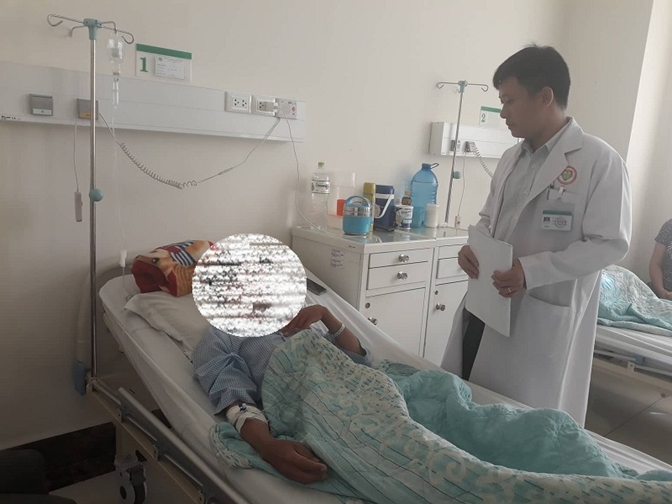 Phẫu thuật lấy nhiều viên hạch to như viên bi khỏi dương vật bệnh nhân - 1 Phẫu thuật lấy nhiều viên hạch to như viên bi khỏi dương vật bệnh nhân - 1