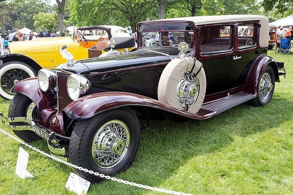 Cặp vợ chồng đa cấp lừa tỷ phú Warren Buffett dùng tiền mua hơn 90 xe sang - 6