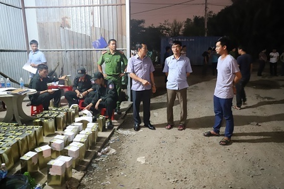 Phá đường dây xăng giả, công an Đắk Nông nhận thư khen của Bộ trưởng Tô Lâm - 1 Phá đường dây xăng giả, công an Đắk Nông nhận thư khen của Bộ trưởng Tô Lâm - 1