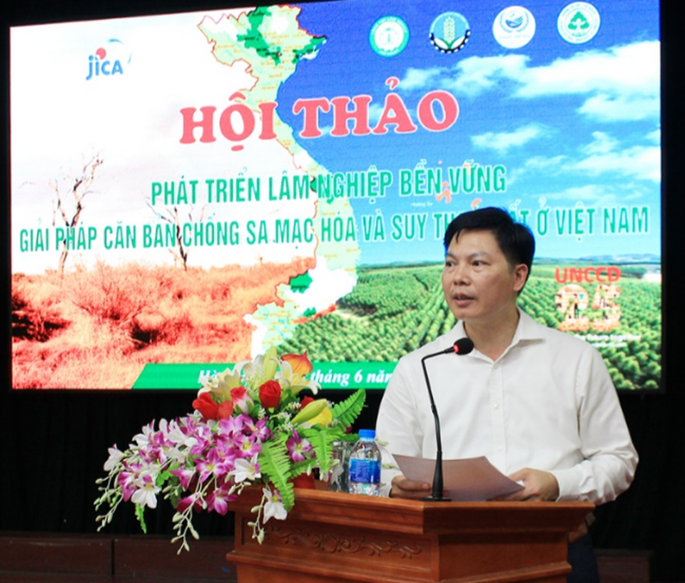 Trường ĐH Lâm Nghiệp phối hợp nghiên cứu giải quyết vấn đề chống sa mạc hóa - 2 Trường ĐH Lâm Nghiệp phối hợp nghiên cứu giải quyết vấn đề chống sa mạc hóa - 2