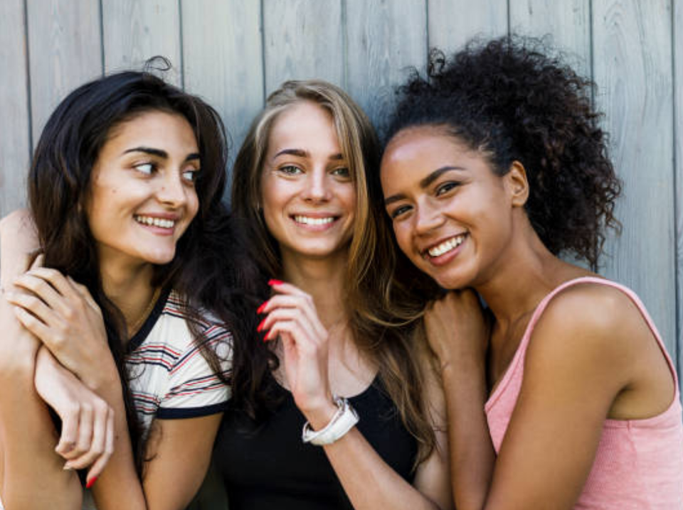 “Khôn hồn thì đừng có chăm chăm làm gái ngoan”? - 1 “Khôn hồn thì đừng có chăm chăm làm gái ngoan”? - 1