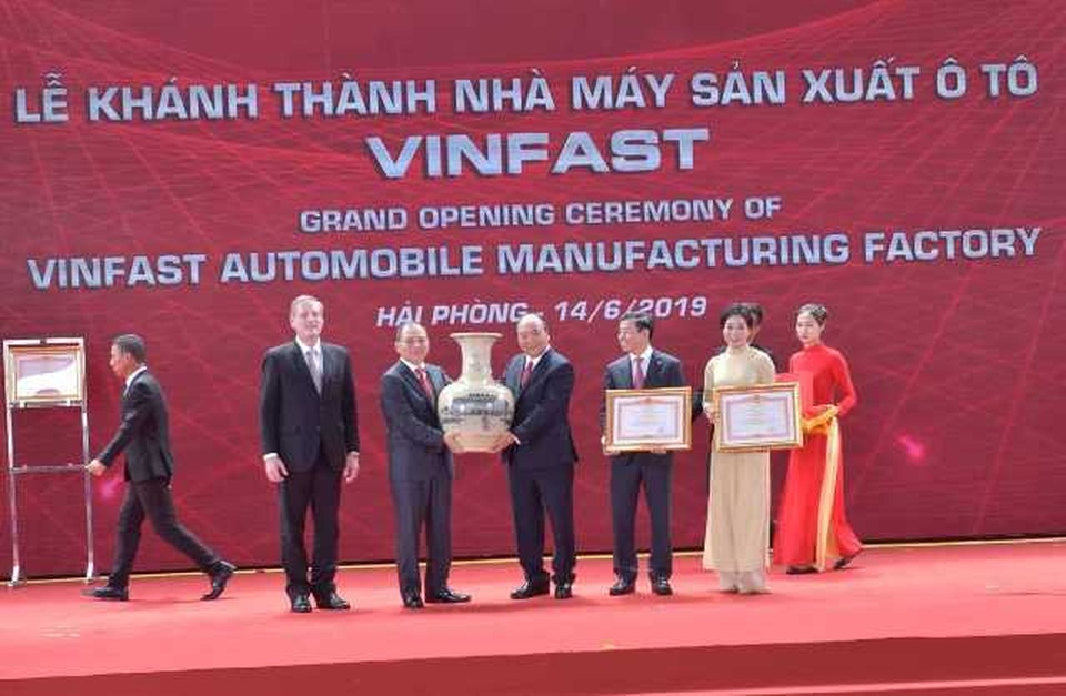 Thủ tướng: VinFast đã chứng minh kinh tế tư nhân là động lực quan trọng của nền kinh tế nước nhà - 3 Thủ tướng: VinFast đã chứng minh kinh tế tư nhân là động lực quan trọng của nền kinh tế nước nhà - 3