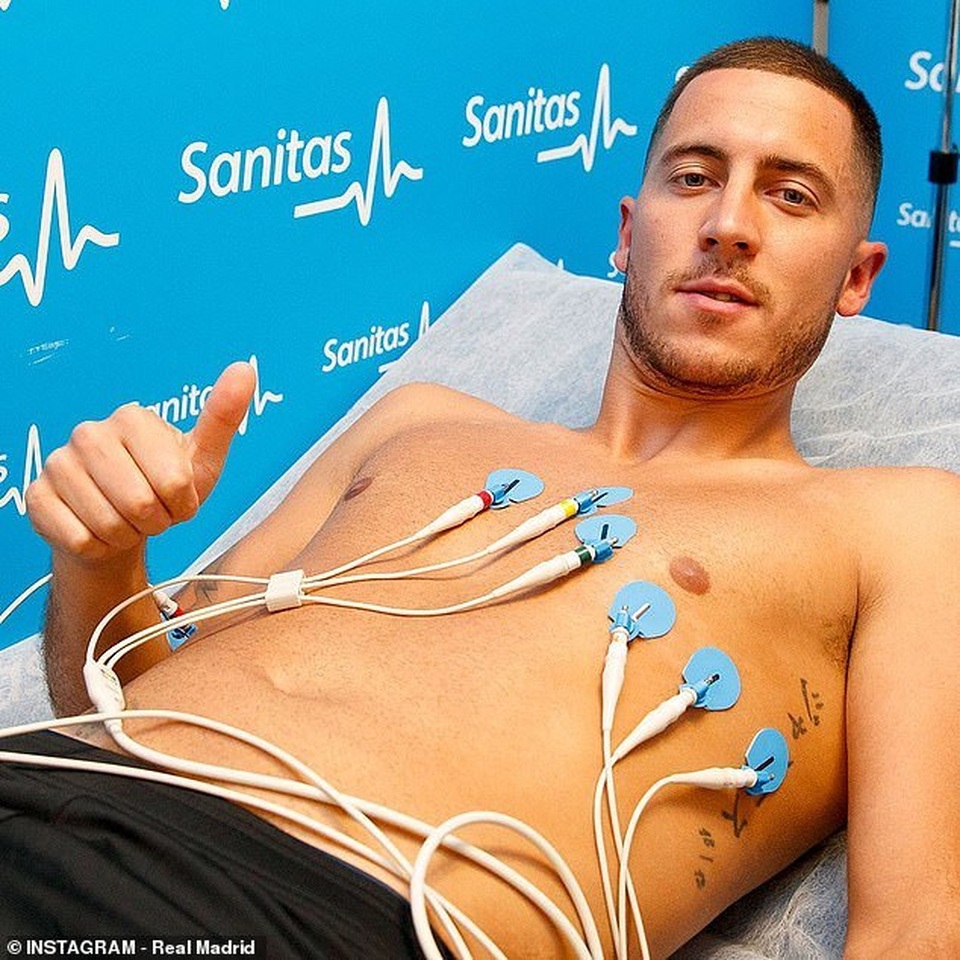 Eden Hazard rạng rỡ ra mắt 50.000 cổ động viên Real Madrid - 1 Eden Hazard rạng rỡ ra mắt 50.000 cổ động viên Real Madrid - 1
