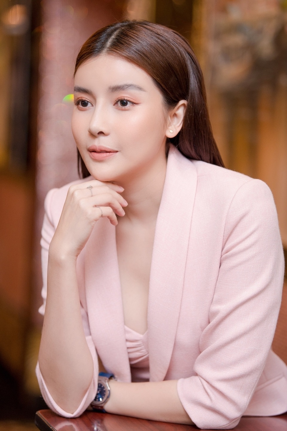 Cao Thái Hà Hậu duệ mặt trời 6 tháng trầm cảm mất phương hướng - 1 Cao Thái Hà Hậu duệ mặt trời 6 tháng trầm cảm mất phương hướng - 1