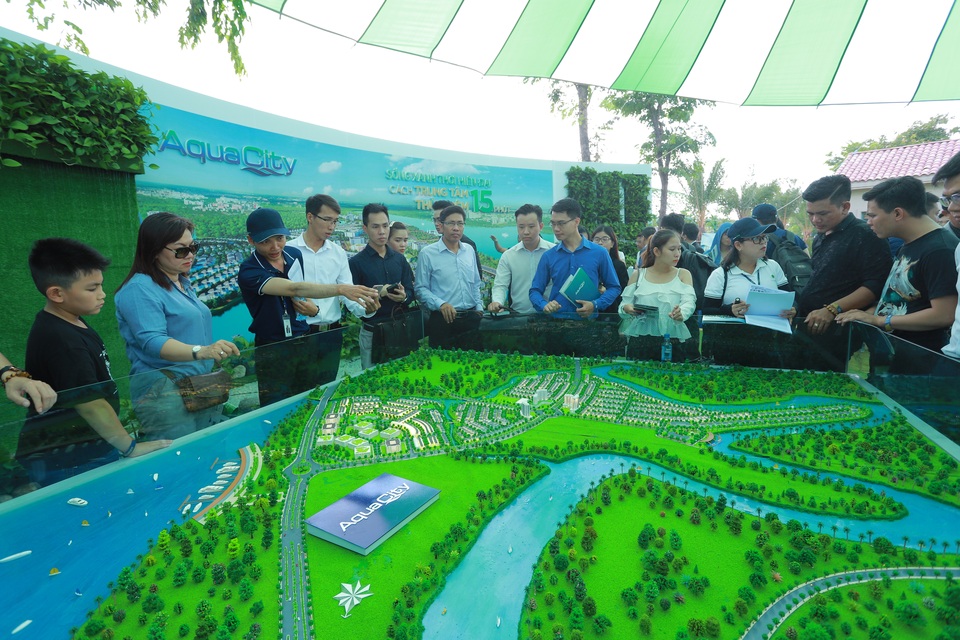 Sôi động khai mạc triển lãm bất động sản Novaland Expo 2019 - 2 Sôi động khai mạc triển lãm bất động sản Novaland Expo 2019 - 2