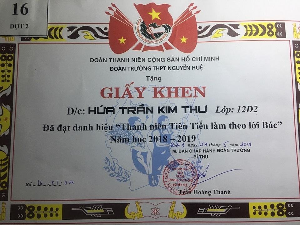 Màn chúc mừng sinh nhật lớp trưởng độc đáo bằng... tờ rơi và QR code - 4 Màn chúc mừng sinh nhật lớp trưởng độc đáo bằng... tờ rơi và QR code - 4