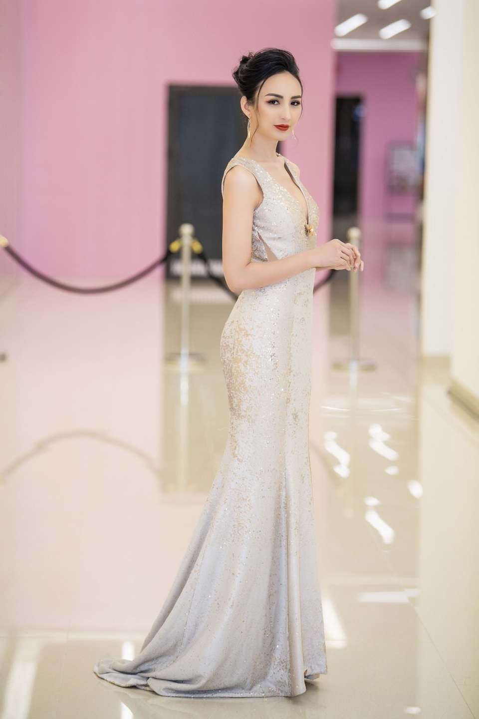 Ngọc Diễm tích cực chạy show trước giờ sang Hàn Quốc - 4