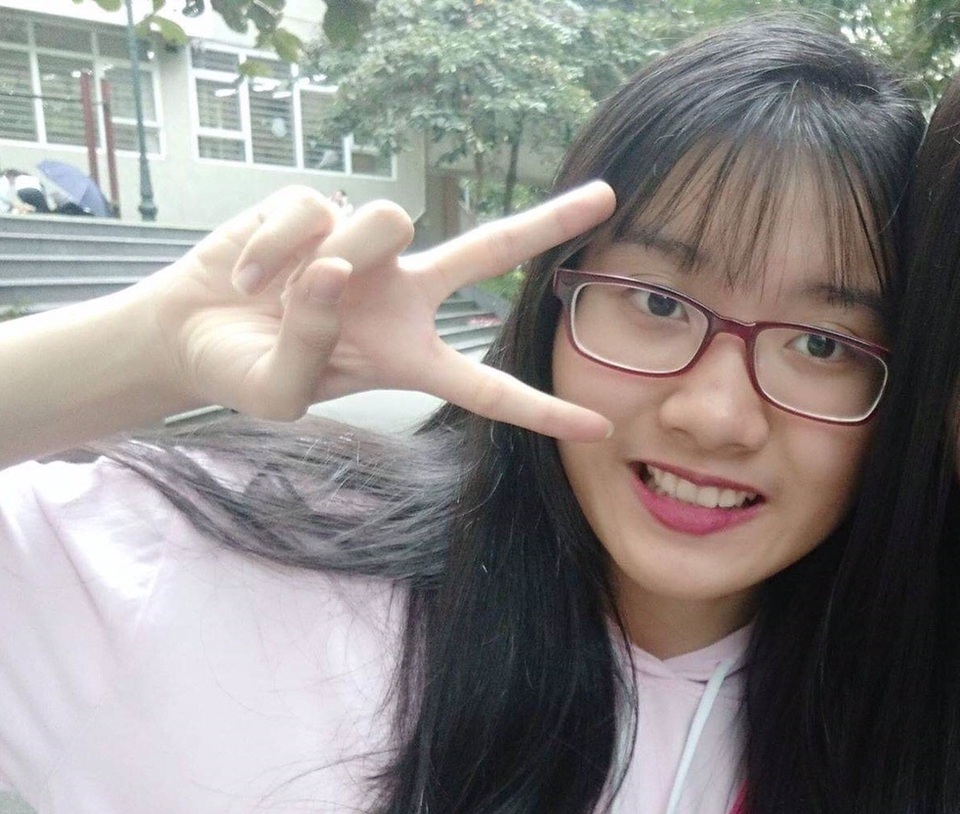 Thủ khoa vào lớp 10 ở Hà Nội: “Bố mẹ nói phải tự chịu trách nhiệm việc học của mình” - 2 Thủ khoa vào lớp 10 ở Hà Nội: “Bố mẹ nói phải tự chịu trách nhiệm việc học của mình” - 2