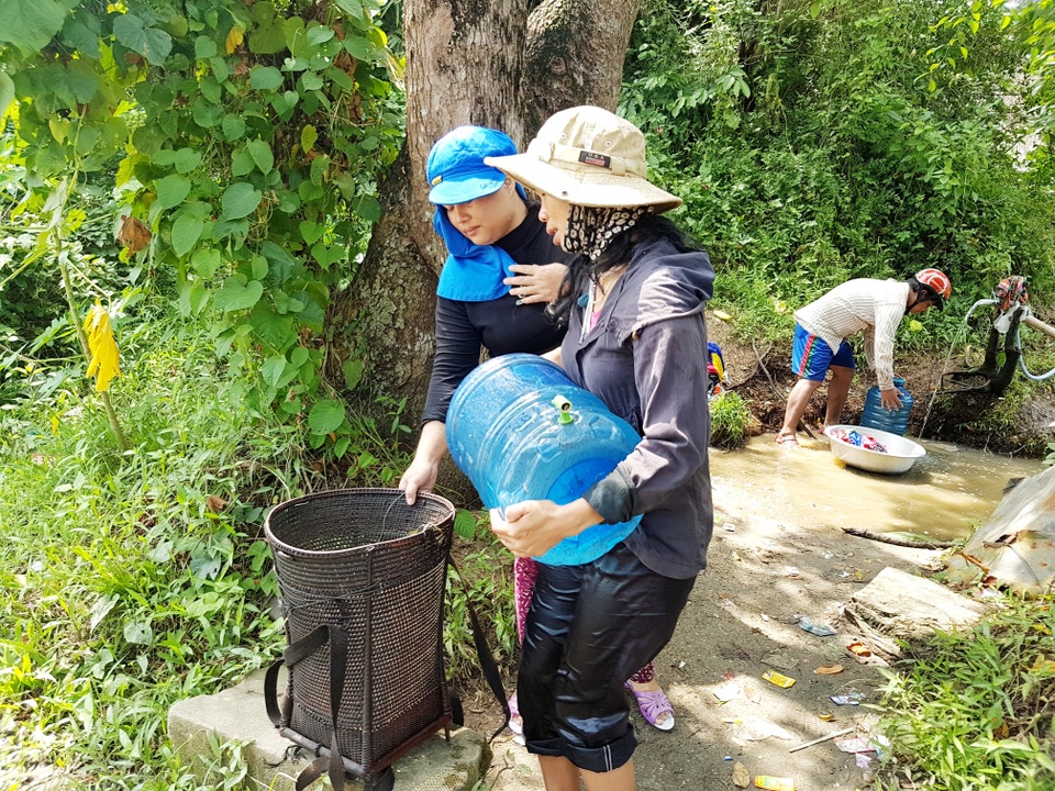 Miền núi Quảng Nam thiếu nước sinh hoạt Miền núi Quảng Nam thiếu nước sinh hoạt