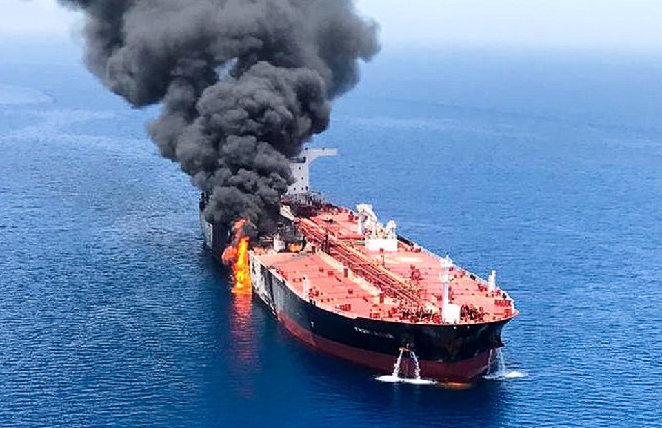 Thế giới chia rẽ vì Mỹ cáo buộc Iran tấn công tàu dầu ở vịnh Oman - 1 Thế giới chia rẽ vì Mỹ cáo buộc Iran tấn công tàu dầu ở vịnh Oman - 1
