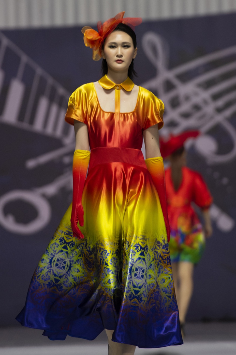 NTK Đỗ Trịnh Hoài Nam mở màn Giấc mơ hoa tại Asean Week 2019 - 6 NTK Đỗ Trịnh Hoài Nam mở màn Giấc mơ hoa tại Asean Week 2019 - 6