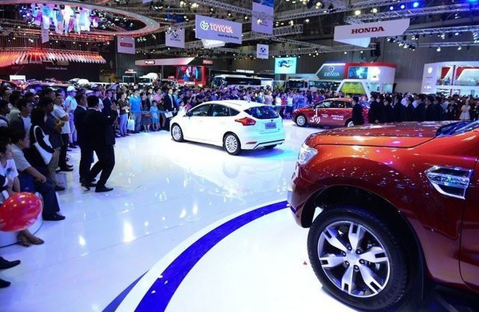 Doanh số xe trong nước suy thoái, ông lớn Toyota Việt Nam ôm hận - 5 Doanh số xe trong nước suy thoái, ông lớn Toyota Việt Nam ôm hận - 5