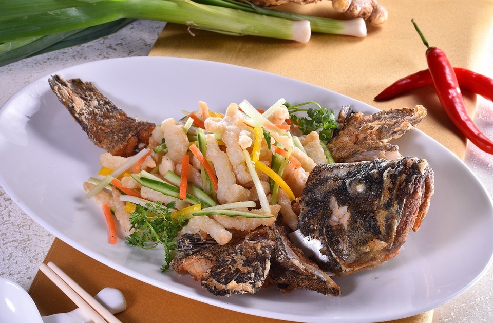 5 cách thưởng thức cá song cực đỉnh vào mùa Hè cùng bếp trưởng khách sạn Hà Nội - 7 5 cách thưởng thức cá song cực đỉnh vào mùa Hè cùng bếp trưởng khách sạn Hà Nội - 7