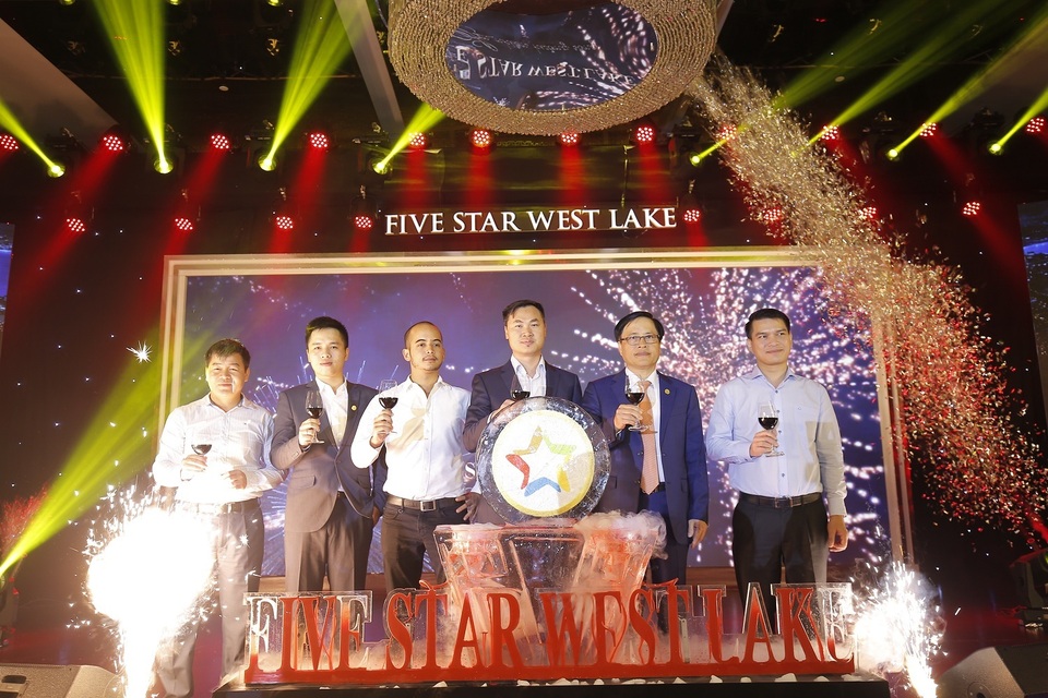 Ra mắt và mở bán chính thức dự án Five Star West Lake - 3 Ra mắt và mở bán chính thức dự án Five Star West Lake - 3