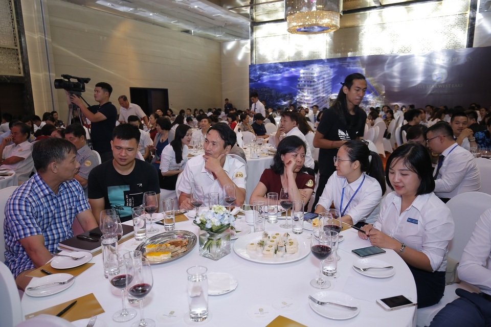 Ra mắt và mở bán chính thức dự án Five Star West Lake - 4 Ra mắt và mở bán chính thức dự án Five Star West Lake - 4