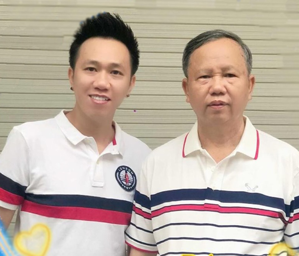 Á hậu Dương Tú Anh tiết lộ lần đầu tiên bố rơi nước mắt trong “Ngày của Cha” - 5 Á hậu Dương Tú Anh tiết lộ lần đầu tiên bố rơi nước mắt trong “Ngày của Cha” - 5