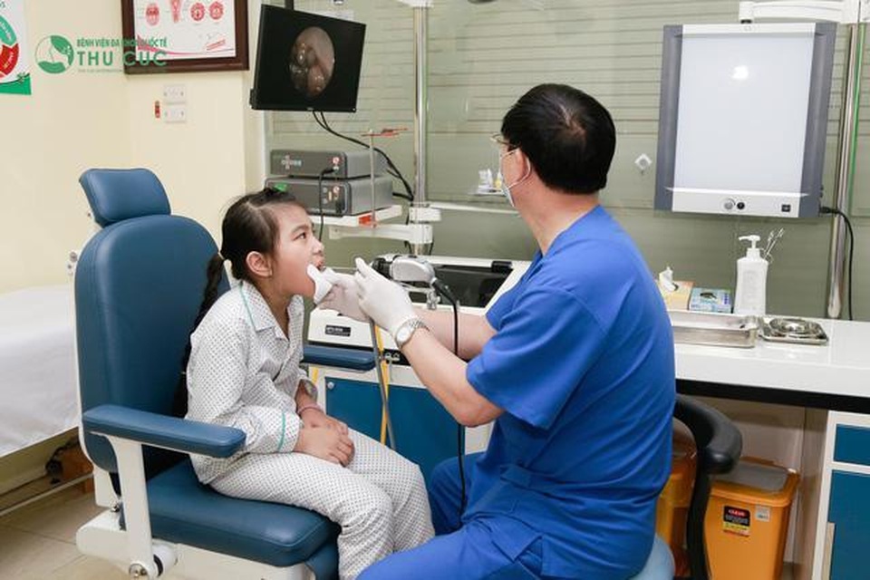 Bệnh tai mũi họng “vào mùa” và cơ hội khám miễn phí - 2 Bệnh tai mũi họng “vào mùa” và cơ hội khám miễn phí - 2