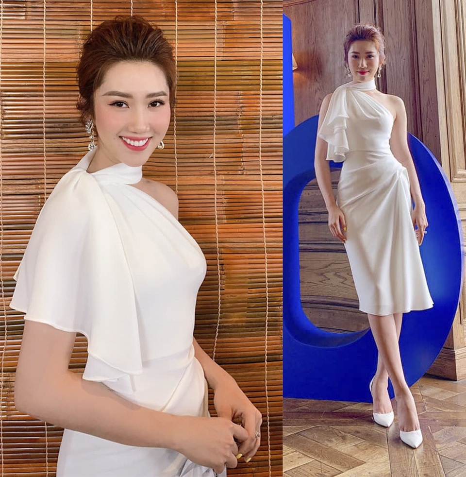 Hương Giang nóng bỏng với đồ ôm sát; Phương Khánh thanh lịch khi chấm thi tại Singapore - 6 Hương Giang nóng bỏng với đồ ôm sát; Phương Khánh thanh lịch khi chấm thi tại Singapore - 6