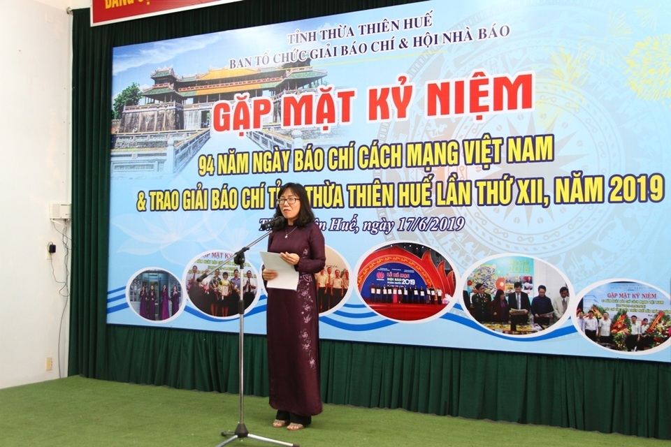Loạt phóng sự điều tra Báo Dân trí đoạt giải Báo chí tỉnh Thừa Thiên Huế! - 2 Loạt phóng sự điều tra Báo Dân trí đoạt giải Báo chí tỉnh Thừa Thiên Huế! - 2