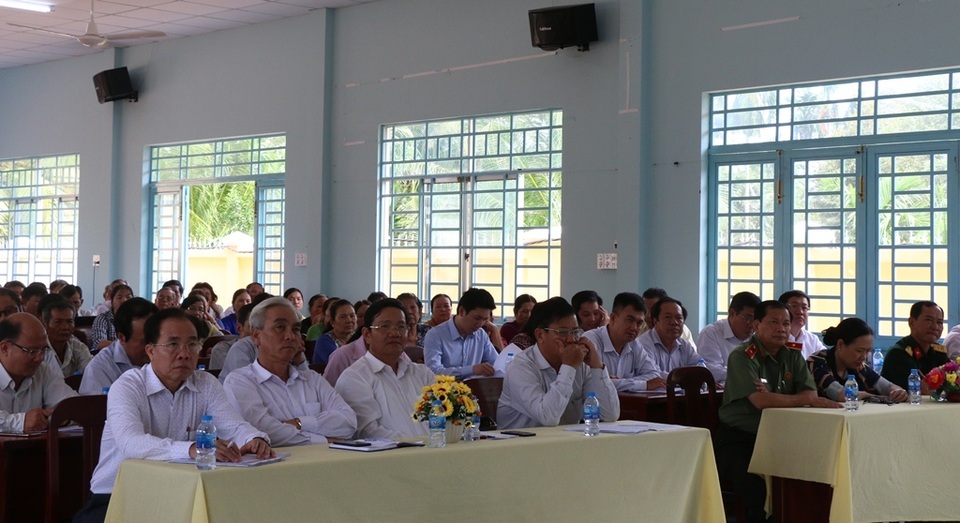 Chủ tịch Quốc hội: Để được học sinh yêu quý, giáo viên phải tự tôn trọng mình! - 1 Chủ tịch Quốc hội: Để được học sinh yêu quý, giáo viên phải tự tôn trọng mình! - 1