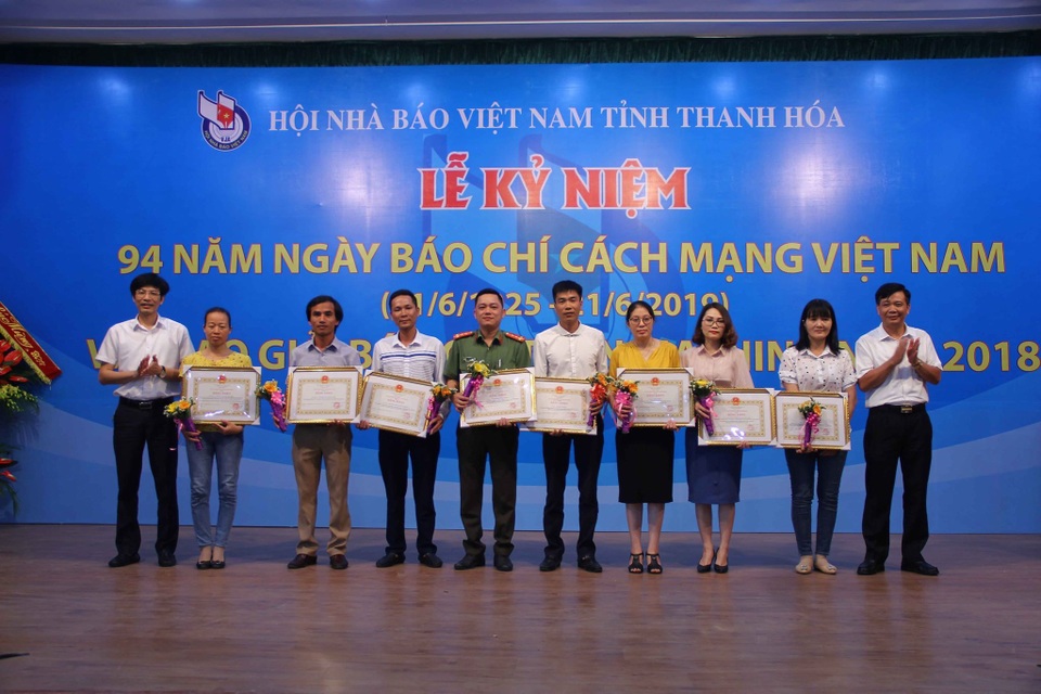 Báo Dân trí đoạt 2 giải C Giải báo chí Trần Mai Ninh - 1 Báo Dân trí đoạt 2 giải C Giải báo chí Trần Mai Ninh - 1