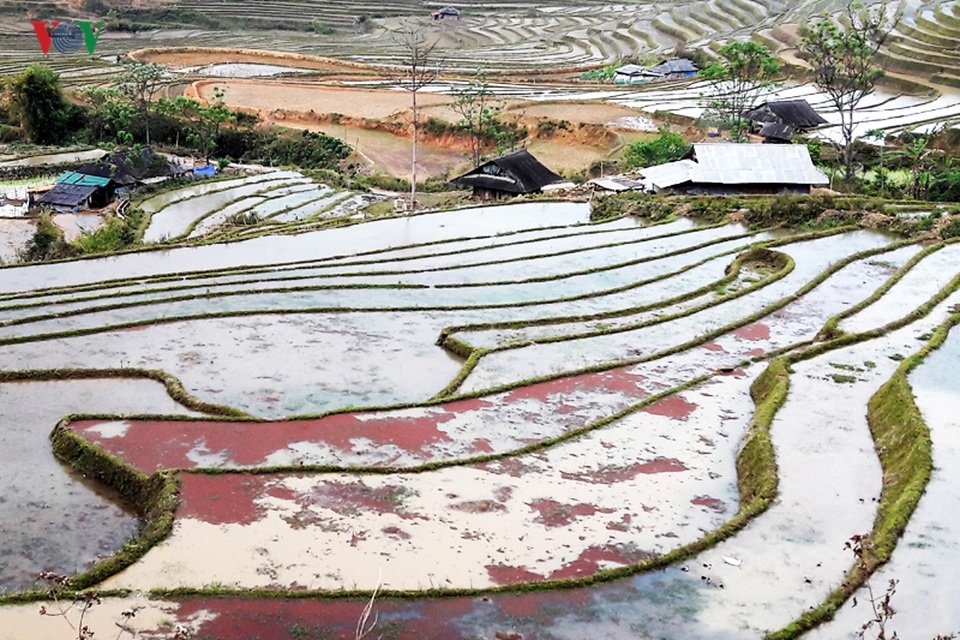 Mùa nước đổ Lai Châu làm xiêu lòng du khách - 7