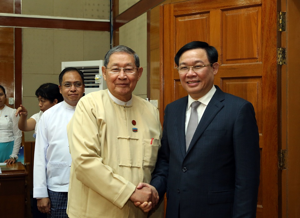 Phó Thủ tướng Vương Đình Huệ gặp Bộ trưởng Kế hoạch và Tài chính Myanmar - 1 Phó Thủ tướng Vương Đình Huệ gặp Bộ trưởng Kế hoạch và Tài chính Myanmar - 1