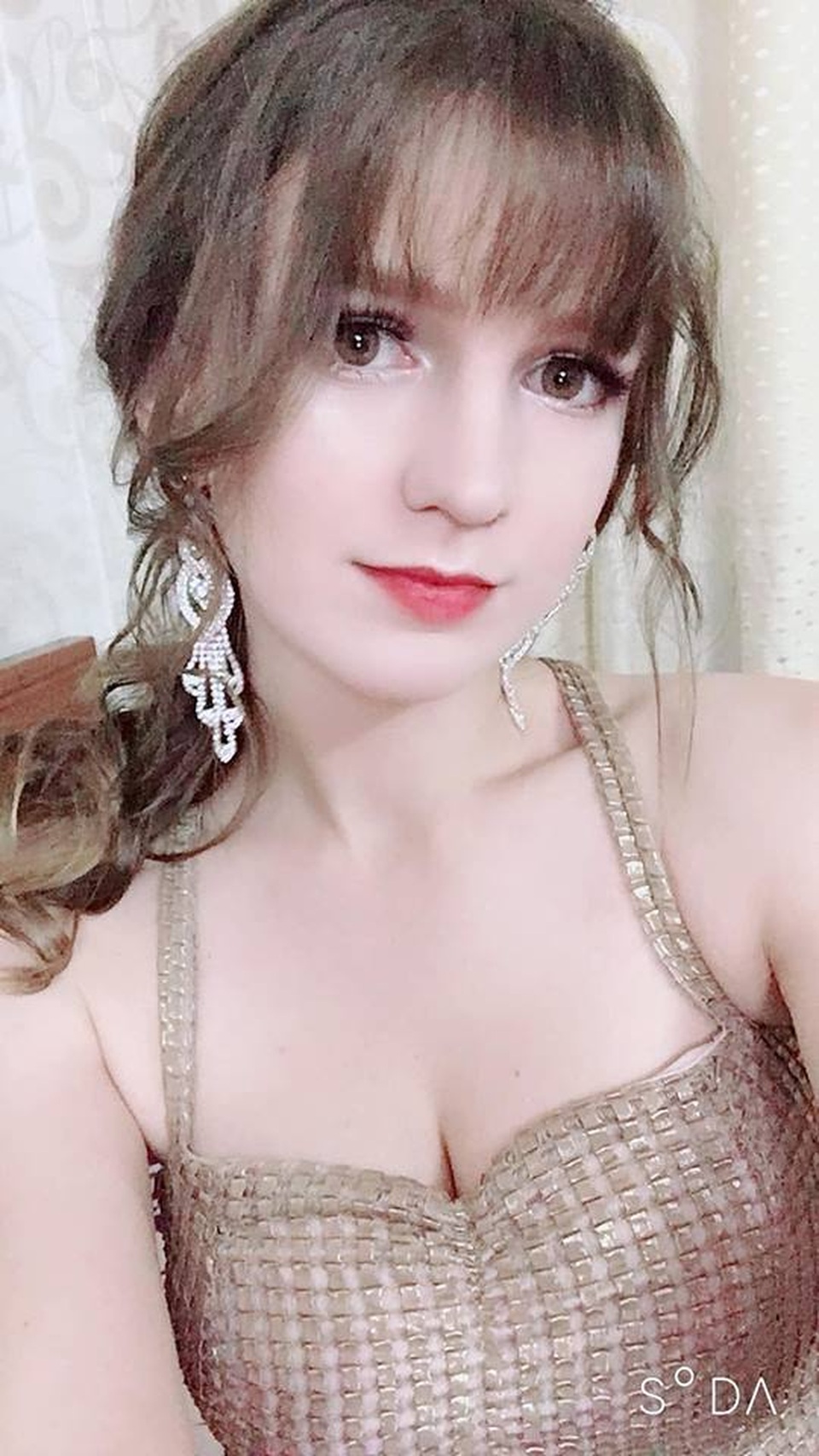 Hot girl DJ mặt xinh như búp bê chụp ảnh với sen, đời thường đẹp hết nấc - 7 Hot girl DJ mặt xinh như búp bê chụp ảnh với sen, đời thường đẹp hết nấc - 7