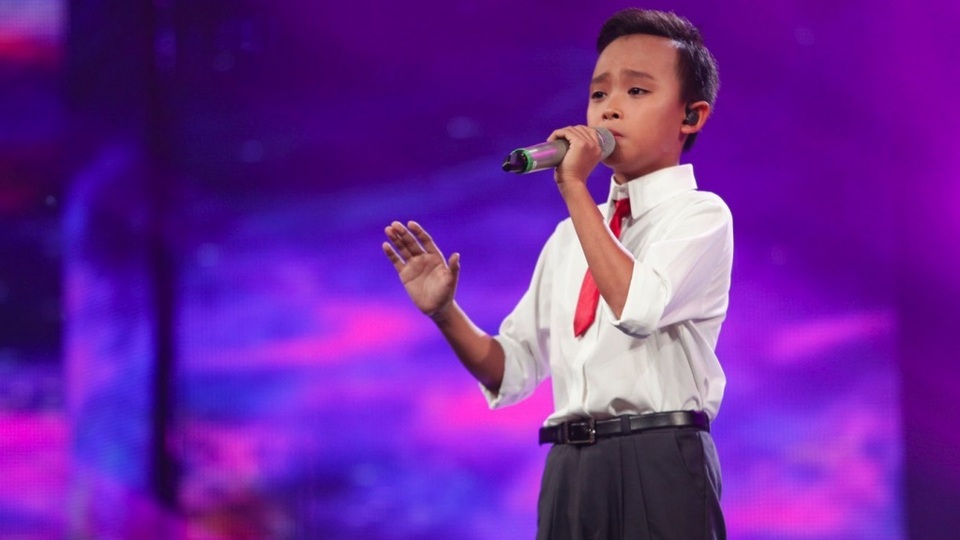 Cậu bé nghèo Hồ Văn Cường sau 3 năm đăng quang Vietnam Idol Kids - 3 Cậu bé nghèo Hồ Văn Cường sau 3 năm đăng quang Vietnam Idol Kids - 3