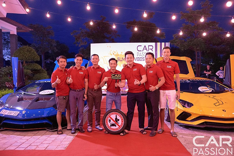 Lamborghini Avantador S “gặp nạn” trên cao nguyên Mộc Châu - 4 Lamborghini Avantador S “gặp nạn” trên cao nguyên Mộc Châu - 4
