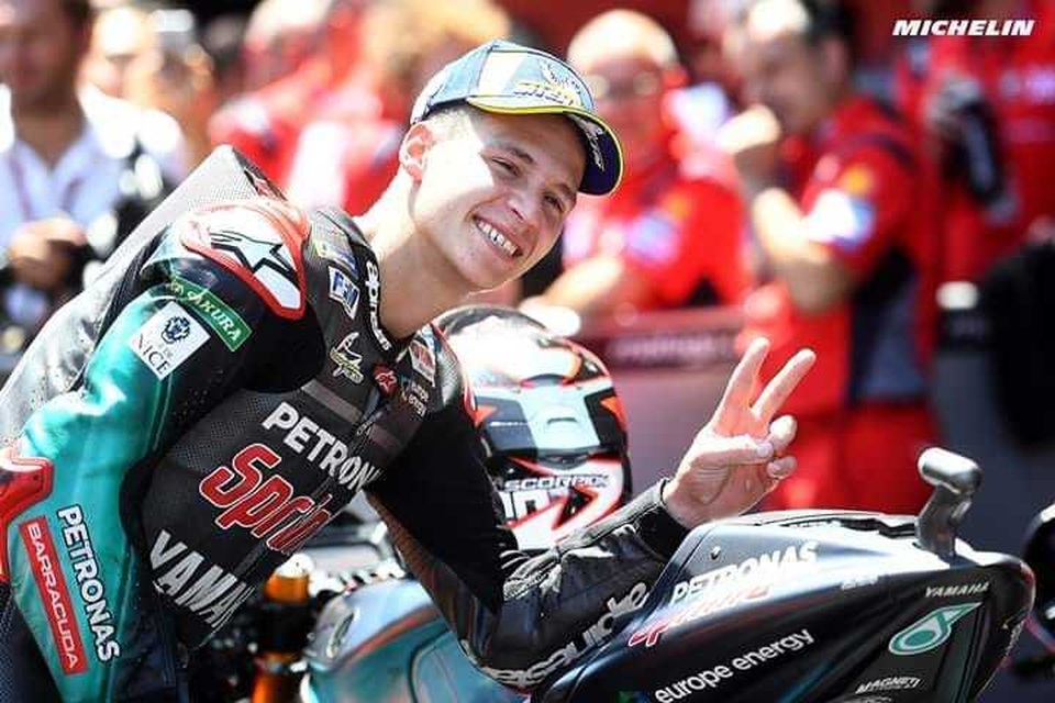 Marc Marquez thắng dễ dàng trong ngày Lorenzo gây “đại họa” - 1