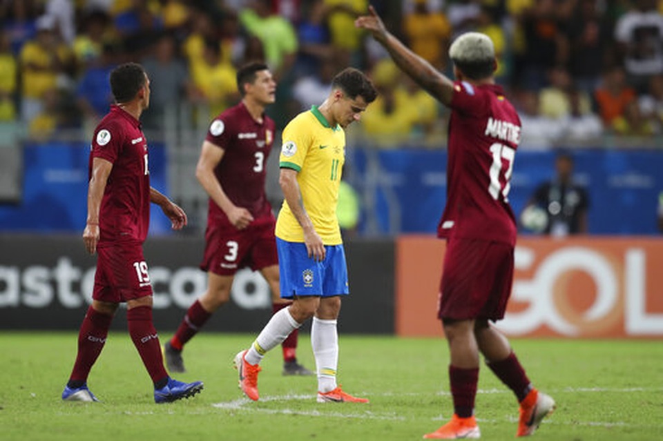 Hai lần VAR từ chối bàn thắng, Brazil hòa cay đắng trước Venezuela - 5 Hai lần VAR từ chối bàn thắng, Brazil hòa cay đắng trước Venezuela - 5