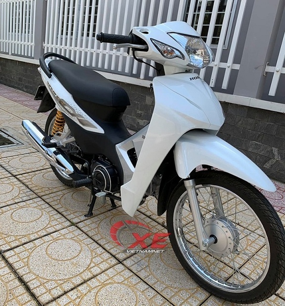 Khó tin xe Honda Wave 2017 giá 350 triệu đồng đắt nhất từng thấy - 1 Khó tin xe Honda Wave 2017 giá 350 triệu đồng đắt nhất từng thấy - 1