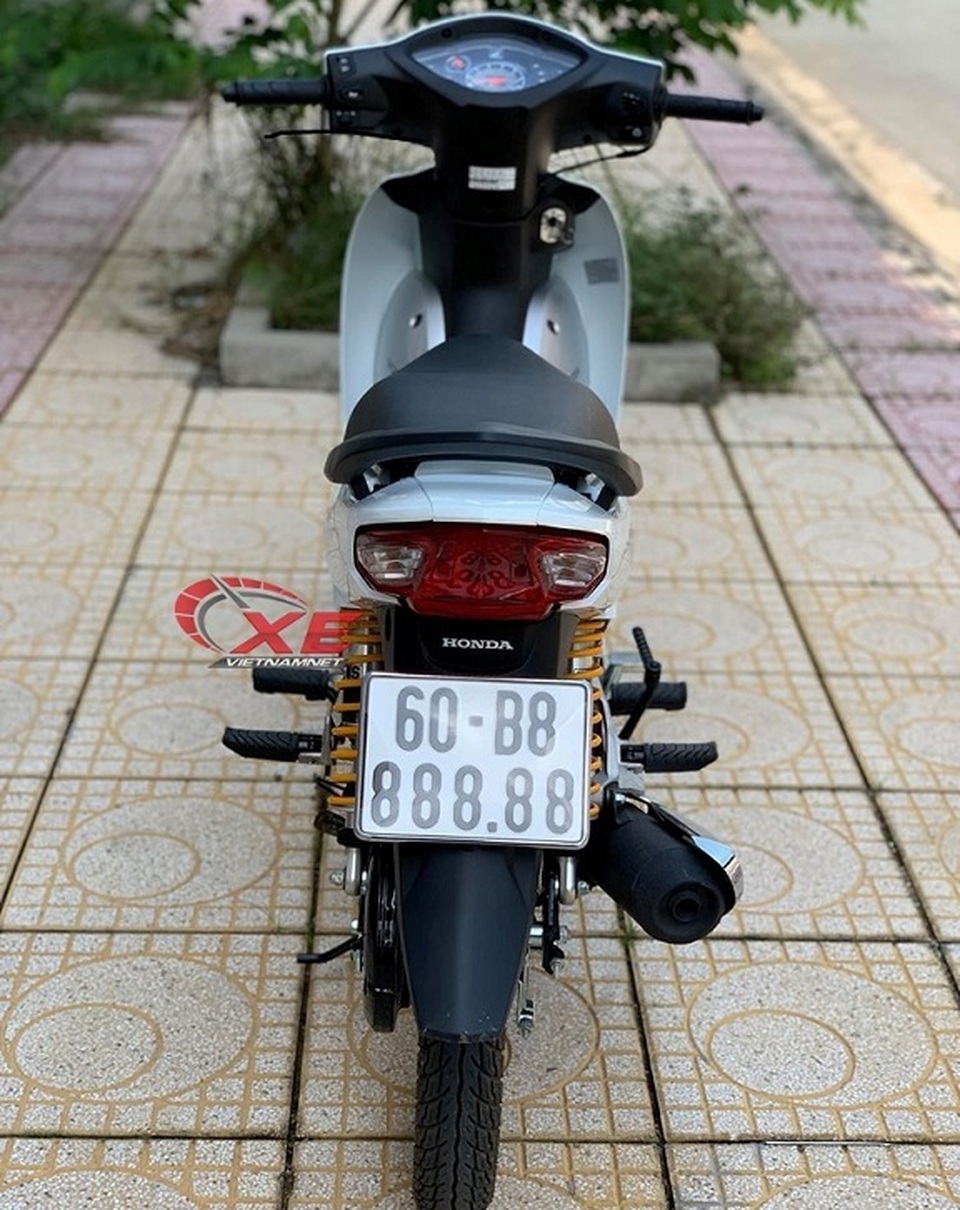 Khó tin xe Honda Wave 2017 giá 350 triệu đồng đắt nhất từng thấy - 3 Khó tin xe Honda Wave 2017 giá 350 triệu đồng đắt nhất từng thấy - 3