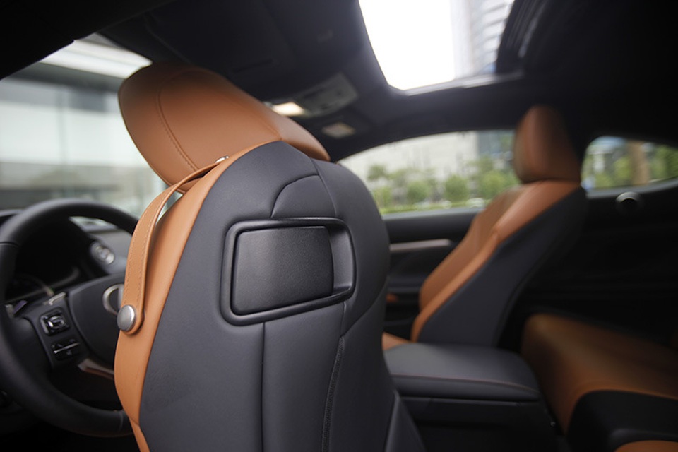 Lexus RC 2019 - Khi người Nhật làm xe thể thao hạng sang - 11 Lexus RC 2019 - Khi người Nhật làm xe thể thao hạng sang - 11