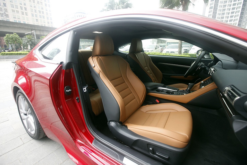 Lexus RC 2019 - Khi người Nhật làm xe thể thao hạng sang - 16 Lexus RC 2019 - Khi người Nhật làm xe thể thao hạng sang - 16