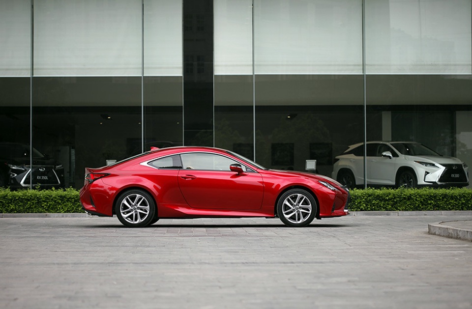 Lexus RC 2019 - Khi người Nhật làm xe thể thao hạng sang - 5 Lexus RC 2019 - Khi người Nhật làm xe thể thao hạng sang - 5