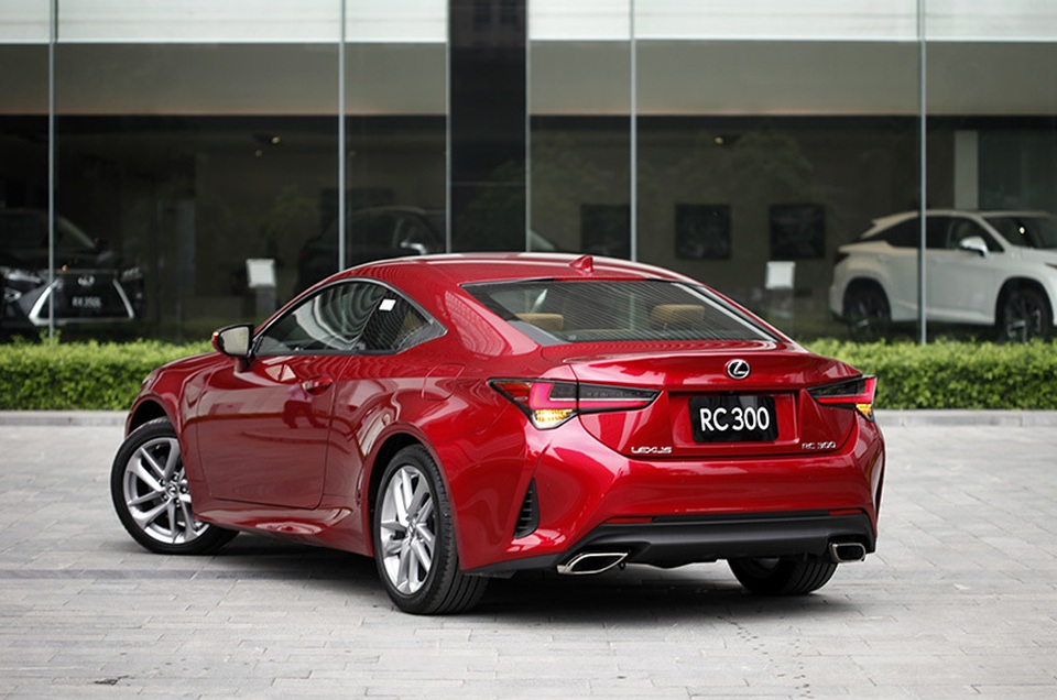 Lexus RC 2019 - Khi người Nhật làm xe thể thao hạng sang - 7 Lexus RC 2019 - Khi người Nhật làm xe thể thao hạng sang - 7