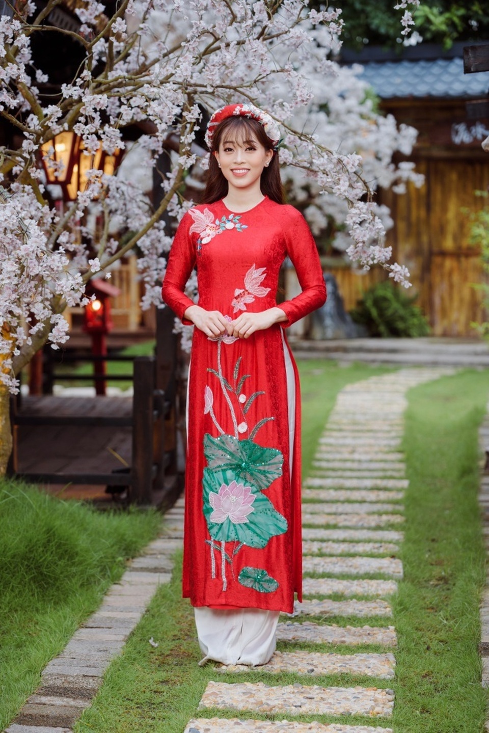 Á hậu Phương Nga phản ứng ra sao khi chạm mặt “người tình màn ảnh” của Bình An? - 14 Á hậu Phương Nga phản ứng ra sao khi chạm mặt “người tình màn ảnh” của Bình An? - 14