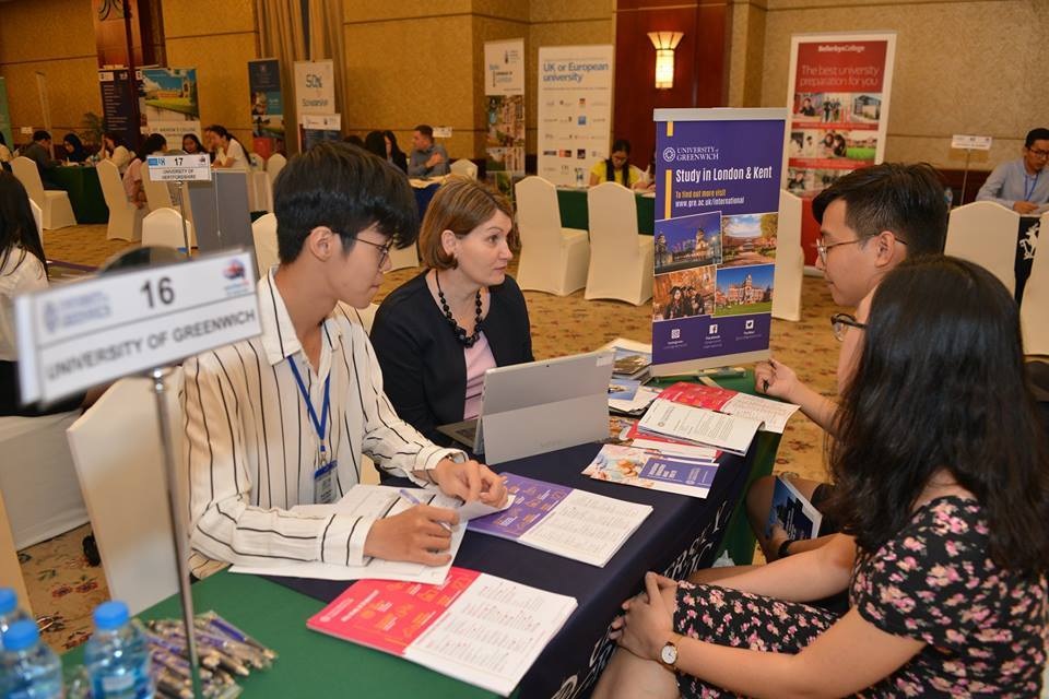 Triển lãm học bổng Anh, Úc, Mỹ, Canada: Kế hoạch hoàn hảo săn học bổng toàn phần! - 2 Triển lãm học bổng Anh, Úc, Mỹ, Canada: Kế hoạch hoàn hảo săn học bổng toàn phần! - 2