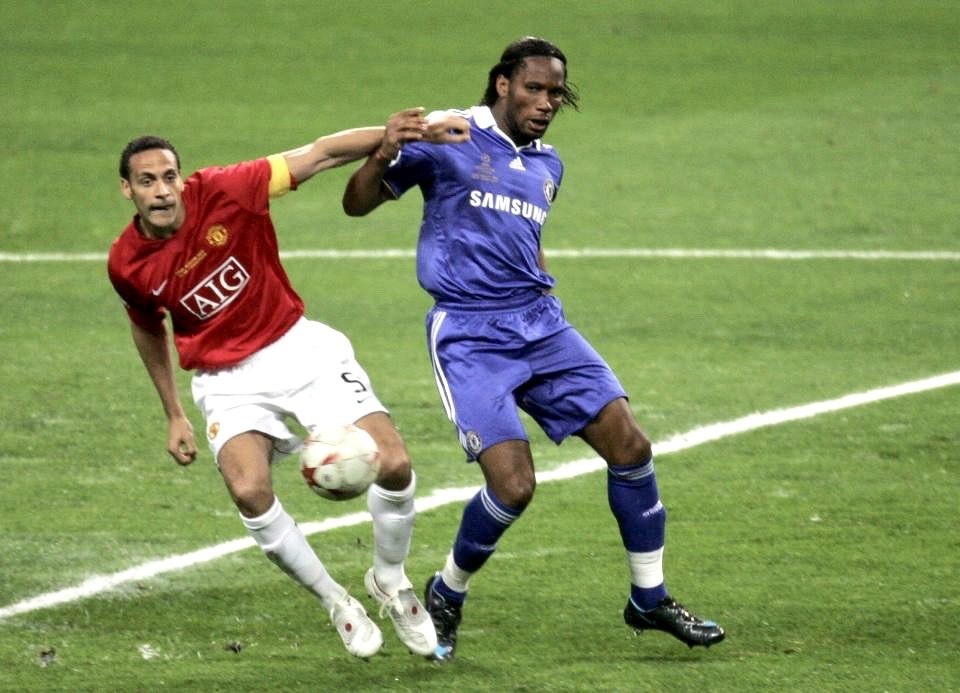 Hai ngôi sao Real Madrid Roberto Carlos và Luis Figo tái ngộ tại Việt Nam - 5 Hai ngôi sao Real Madrid Roberto Carlos và Luis Figo tái ngộ tại Việt Nam - 5
