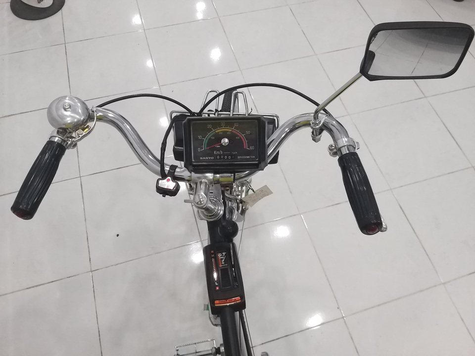 Xe đạp “thủy thủ” chưa lăn bánh sau 55 năm có giá trăm triệu ở TPHCM - 10 Xe đạp “thủy thủ” chưa lăn bánh sau 55 năm có giá trăm triệu ở TPHCM - 10