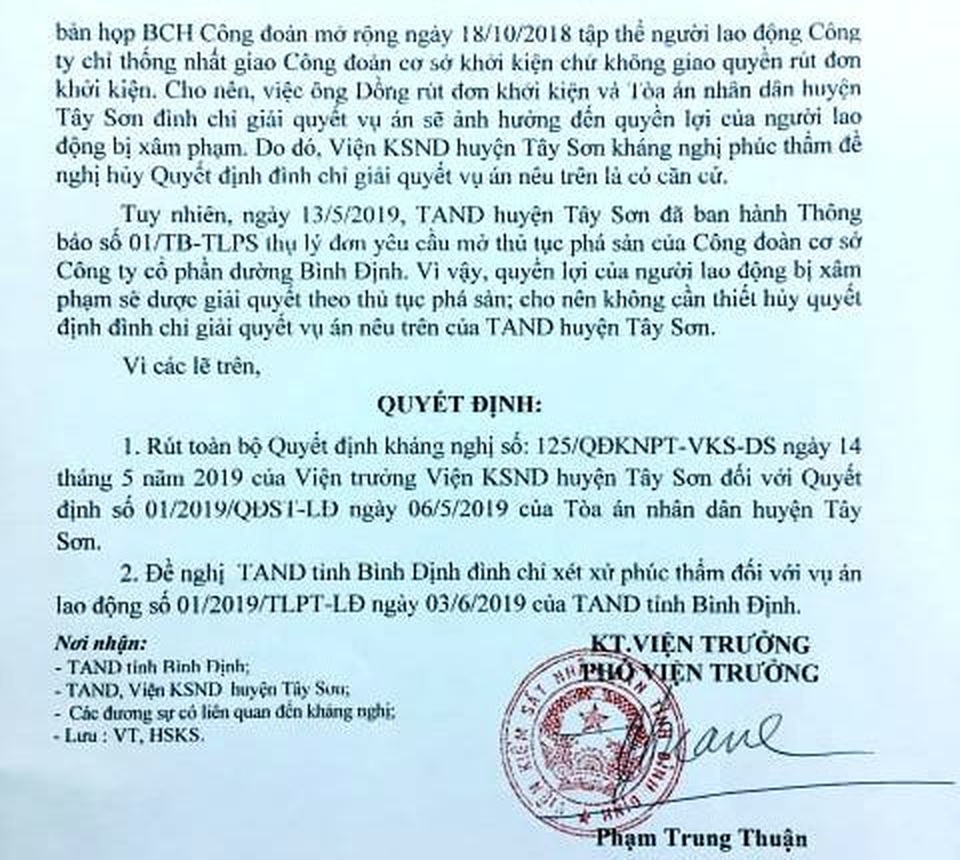 Ưu tiên giải quyết khoản nợ hơn 19 tỷ đồng tiền lương, BHXH cho 327 lao động - 3 Ưu tiên giải quyết khoản nợ hơn 19 tỷ đồng tiền lương, BHXH cho 327 lao động - 3