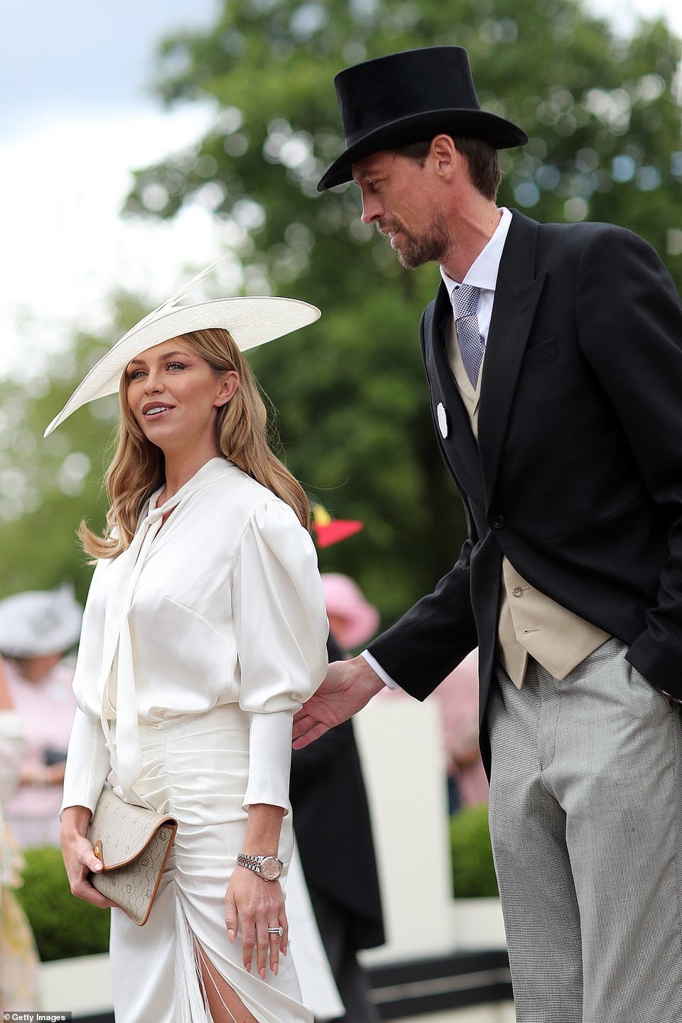 Abbey Clancy thon thả đáng kinh ngạc sau khi sinh con thứ 4 - 7 Abbey Clancy thon thả đáng kinh ngạc sau khi sinh con thứ 4 - 7