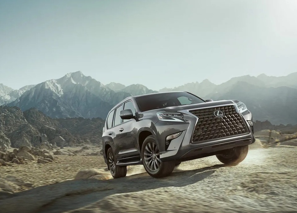 Lexus GX 2020 có gì ngoài lưới tản nhiệt khủng? - 1 Lexus GX 2020 có gì ngoài lưới tản nhiệt khủng? - 1