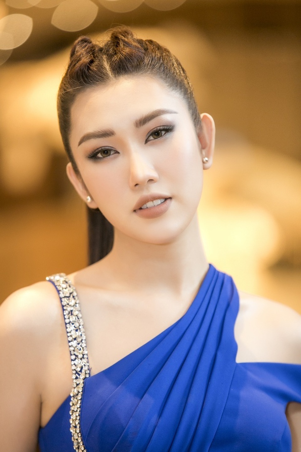 “Hân Hoa hậu”: “Tôi được nhắc lấy chồng nhưng duyên phận không thể cưỡng cầu” - 1 “Hân Hoa hậu”: “Tôi được nhắc lấy chồng nhưng duyên phận không thể cưỡng cầu” - 1