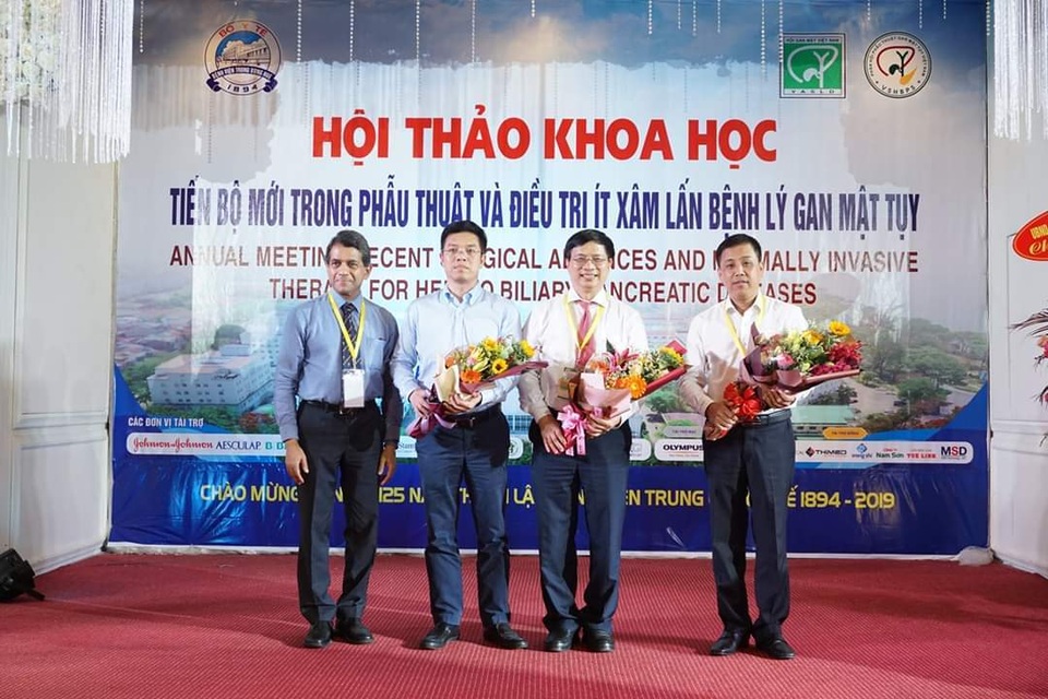 Công bố nhiều tiến bộ mới trong phẫu thuật, điều trị ít xâm lấn Gan mật tụy - 2 Công bố nhiều tiến bộ mới trong phẫu thuật, điều trị ít xâm lấn Gan mật tụy - 2