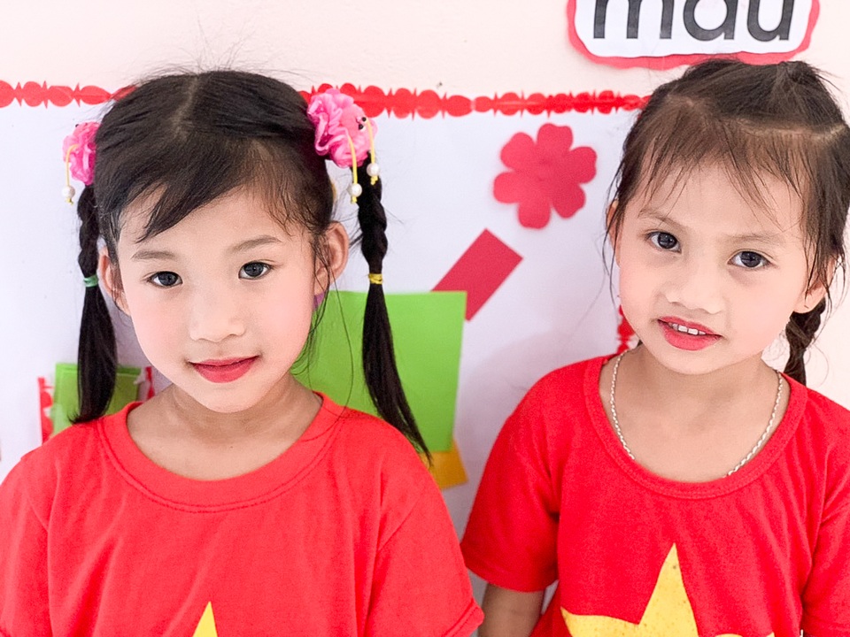 Phòng học Dân trí thứ 24 ra đời, tiếp tục nâng cánh ước mơ trẻ em vùng sâu, vùng xa - 11 Phòng học Dân trí thứ 24 ra đời, tiếp tục nâng cánh ước mơ trẻ em vùng sâu, vùng xa - 11