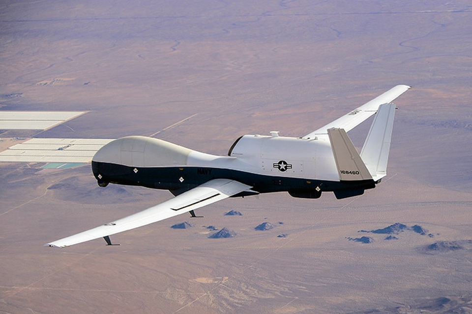 Báo Mỹ: UAV quân sự của Washington bị Iran bắn rơi ở không phận quốc tế - 1 Báo Mỹ: UAV quân sự của Washington bị Iran bắn rơi ở không phận quốc tế - 1