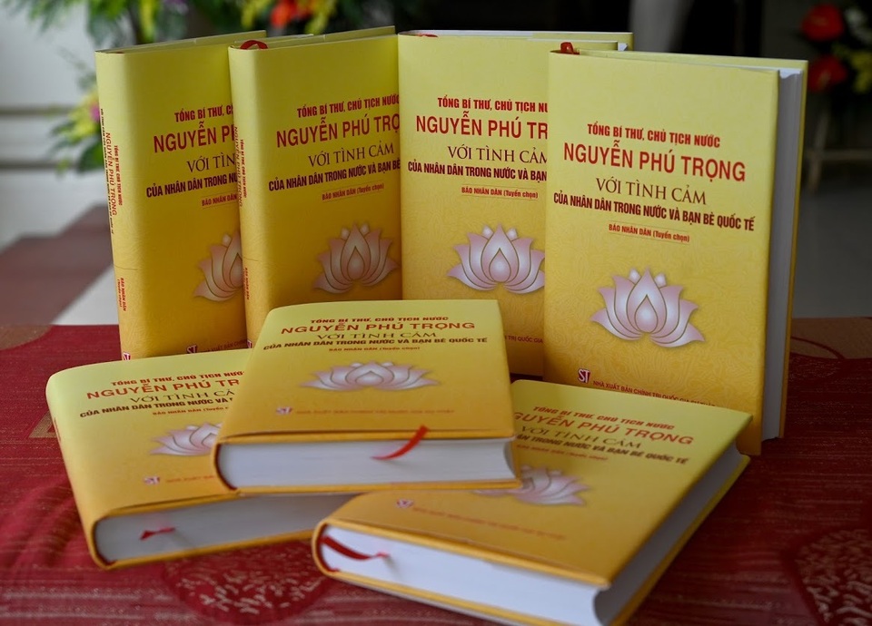 Ra mắt cuốn sách về Tổng Bí thư, Chủ tịch nước Nguyễn Phú Trọng - 2 Ra mắt cuốn sách về Tổng Bí thư, Chủ tịch nước Nguyễn Phú Trọng - 2